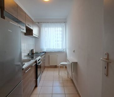 Warszawa, Aleja Stanów Zjednoczonych - Zdjęcie 3