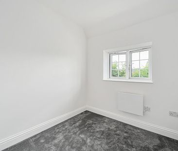 3 bedroom maisonette to rent - Photo 3