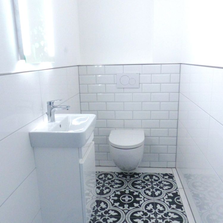 Erstbezug, moderne Obergeschosswohnung mit Balkon und Carport in Westoverledingen - Flachsmeer - Photo 1