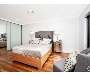 5/32-36 William Street, Ashfield NSW 2131 - House For Rent | Domain - Photo 5