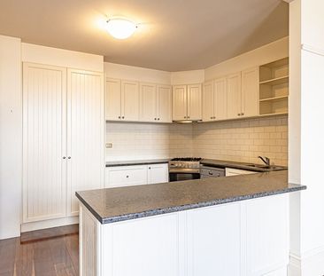 1/330 Smith Street, Collingwood VIC 3066 - Photo 2