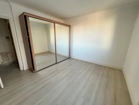 Location Appartement 3 pièces 76m² NIORT 79000 - Photo 5