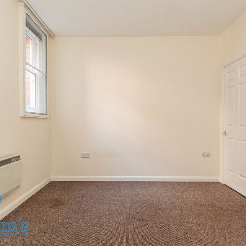 1 bed Apartment for Rent - Photo 1