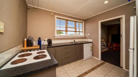 Browne St Normanby Taranaki - Photo 3