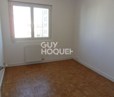 T3 de 77m² / GRANGE ROUGE-SANTY - Photo 3