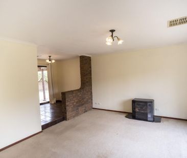 68 Zwerner Drive, Hallett Cove - Photo 4