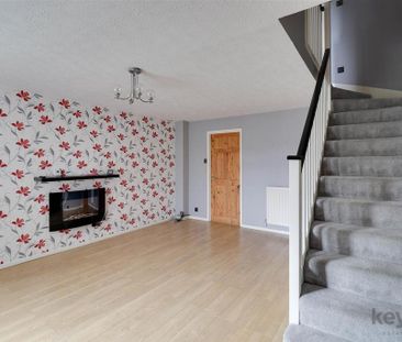 3 bedroom terraced house to rent - Photo 2