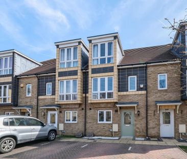 4 bedroom terraced house to rent - Photo 5