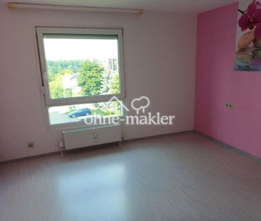 Ab Sofort frei: Schöne und gepflegte 3,5-Raum-Wohnung mit Balkon un... - Photo 2