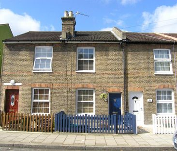 2 bedroom terraced house to rent - Photo 2