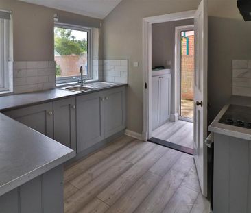 2 bedroom property to rent - Photo 6