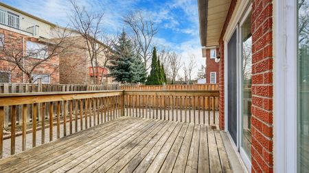 For Lease - 49 Havenview Road Unit# Lower, Toronto, Ontario - Photo 5