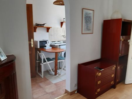 Appartement 2 pièces meublé de 25m² à Bures Sur Yvette - 610€ C.C. - Photo 3