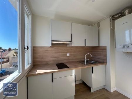 Location Appartement 1 pièce 30m² RAMBOUILLET 78120 - Photo 2