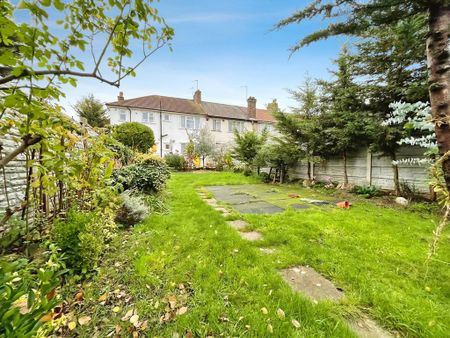 2 bedroom maisonette to rent - Photo 3