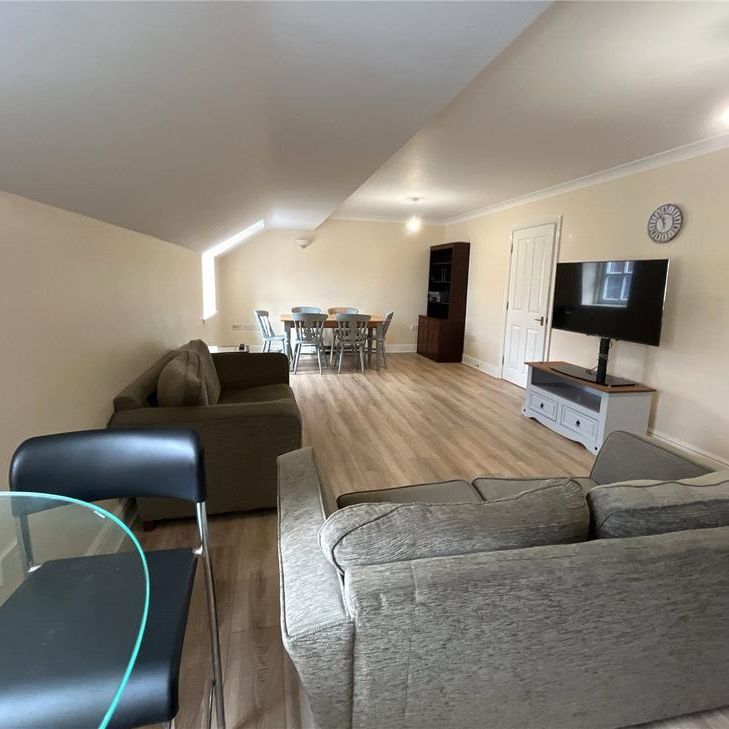 2 bedroom duplex to rent - Photo 1