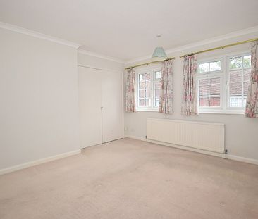 2 bedroom end of terrace house to rent - Photo 6