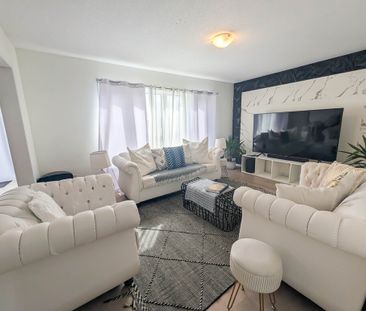 6 Honey Comb Trail, Thorold - 4 Bedroom House - Photo 3