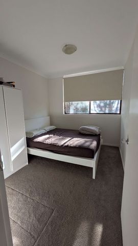 Wollstonecraft - Photo 2