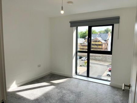 1 bedroom flat to rent - Photo 2