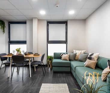 Studio to rent - Photo 2