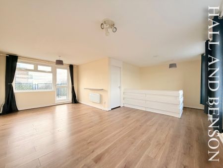 ParkFarmDrive, Allestree - Photo 2