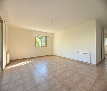 Location Appartement 2 pièces 57m² - Photo 1
