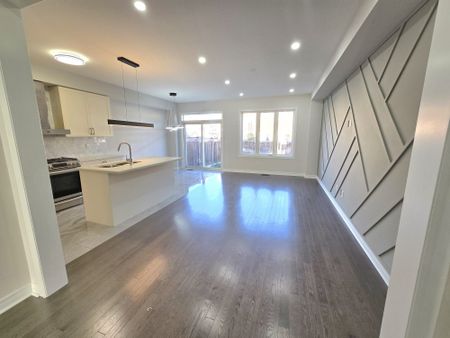 For Lease - 95 Cathedral Drive, Whitby, Ontario - Photo 5