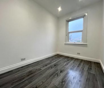 2 Bedroom Maisonette To Let - Photo 6