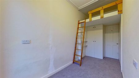 3 bedroom apartment to rent - Photo 4