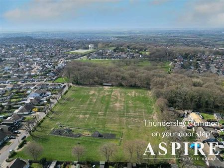 Kingsley Crescent, Benfleet, SS7 - Photo 2