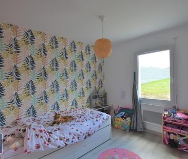 Location Maison 4 pièces 80m² LE MAY SUR EVRE 49122 - Photo 3