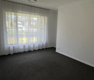 Family Home in Nowra - Photo 4