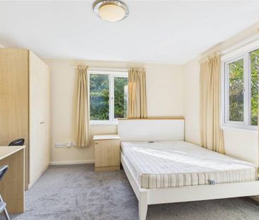 2 bedroom property to rent - Photo 4