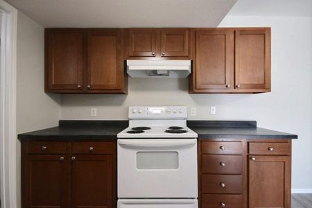 🌟 Bright 1-Bedroom - Photo 5