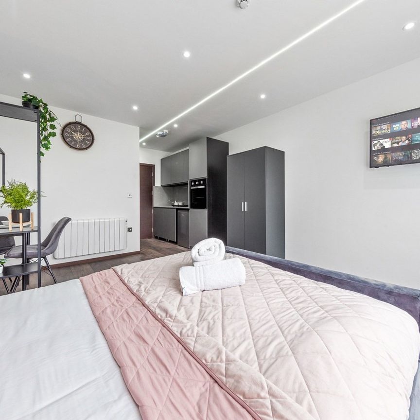 1 Bed Flat, Woodstock Road, NW11 - Photo 1