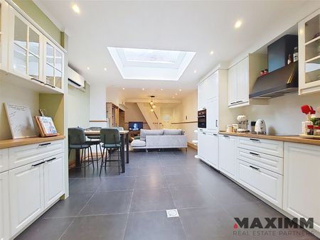 Prachtige woning met 2 slaapkamers !!! - Foto 2