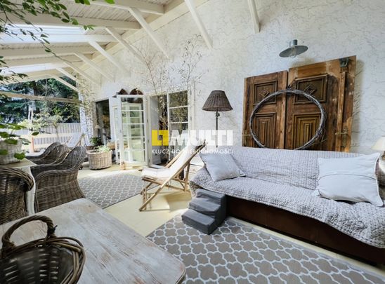 Duży dom w pobliżu Jeziora Szmaragdowego - Zdjęcie 1