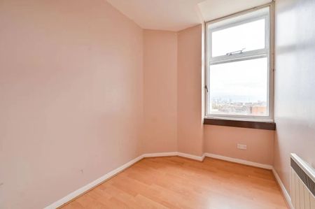 2 Bed Flat, Metro Central Heights, SE1 - Photo 2