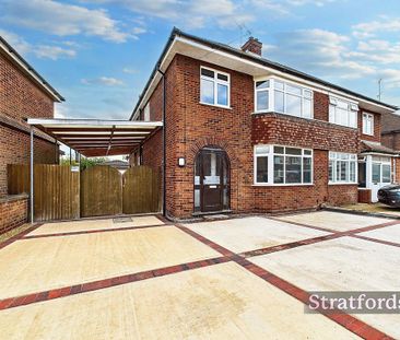 3 bedroom semi-detached house to rent - Photo 4