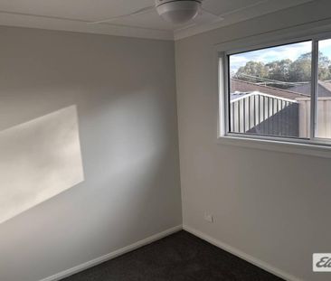 BRAND NEW PRIVATE GRANNY FLAT with yard maintenance and water inclu... - Photo 1