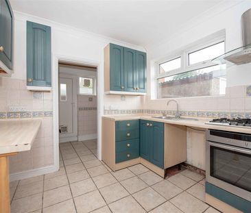 West Close, Keyworth, Nottingham - Photo 5