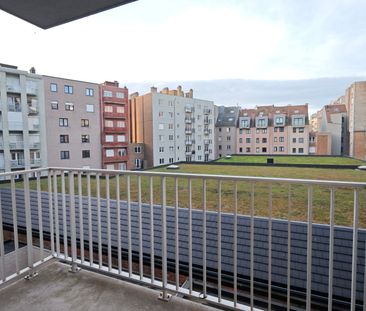 Prachtig appartement met garagebox en unieke verzichten op zee en d... - Photo 1