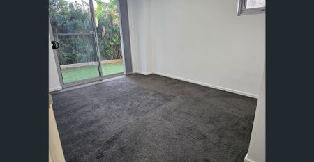 NEAR NEW WITH LARGE COURTYARD!! - Photo 5