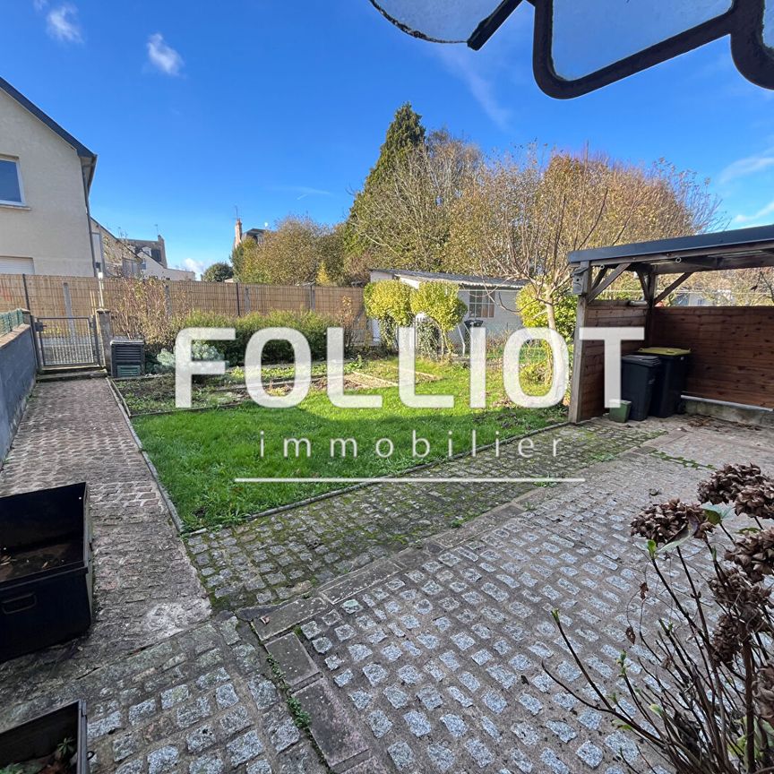 A LOUER - Maison à Fougères - Photo 1