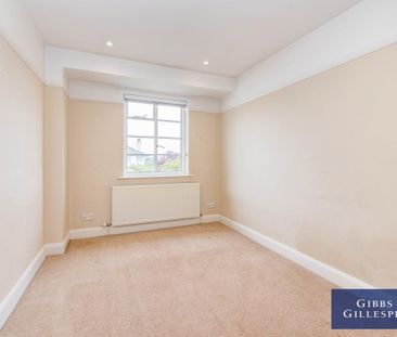 3 bedroom flat to rent - Photo 5