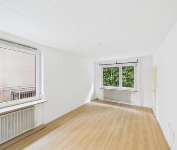 1 x WG-Zimmer in S-Untertürkheim (sofort frei!), schöne Terrasse, G... - Foto 1