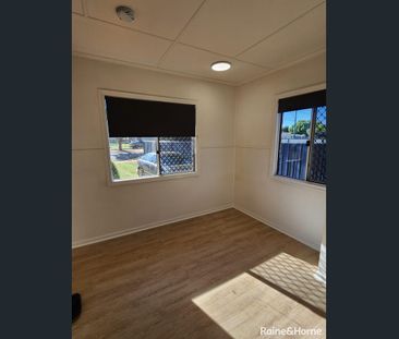 Renovated & Right in Town! - Photo 1