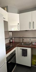 T2 meublé avec place de stationnement - Photo 3