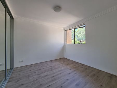 WELL PRESENTED 3-BEDROOM APARTMENT FOR RENT - Photo 5